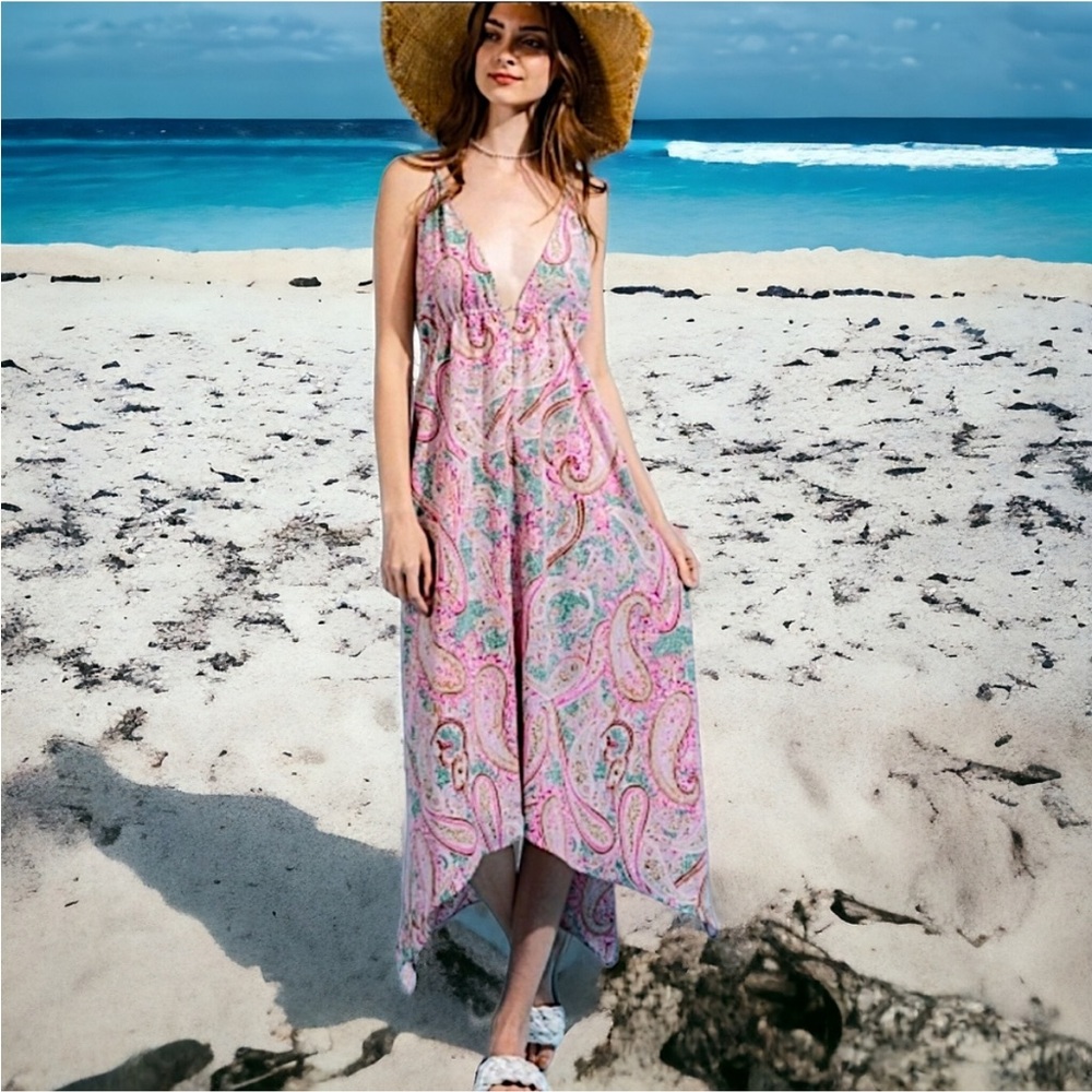Love Riche V-Neck Paisley Maxi Dress